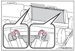 Toyota Highlander. Rear sunshades