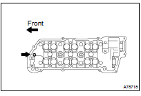 REMOVE CYLINDER HEAD LH