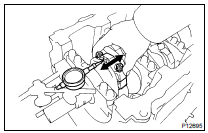 INSPECT CONNECTING ROD THRUST CLEARANCE