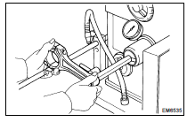 INSTALL CONNECTING ROD SMALL END BUSH