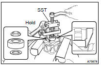 REMOVE GENERATOR ROTOR BEARING