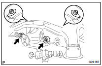 REMOVE DIFFERENTIAL CARRIER ASSY REAR