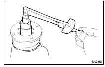 INSPECT DIFFERENTIAL DRIVE PINION PRELOAD