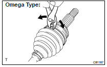 REMOVE FRONT AXLE OUTBOARD JOINT BOOT LH NO.2 CLAMP