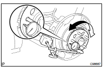 INSPECT REAR AXLE HUB BEARING RUNOUT