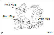 REMOVE TRANSFER CASE NO.1 PLUG