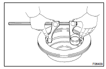 INSPECT BRAKE DISC INSIDE DIAMETER