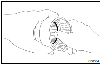 INSTALL CTR DIFFERENTIAL LOCK SLEEVE