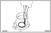 REMOVE SIDE GEAR SHAFT HOLDER BEARING