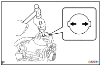 REMOVE CENTER DIFFERENTIAL CASE TAPERED ROLLER BEARING