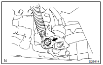 REMOVE TRANSMISSION CONTROL CABLE ASSY