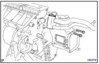 REMOVE COOLER EXPANSION VALVE