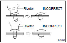 INSTALL WINDSHIELD OUTSIDE MOULDING CLIP NO.1