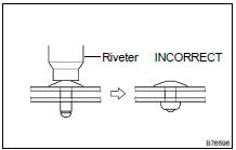 INSTALL WINDSHIELD OUTSIDE MOULDING CLIP NO.1